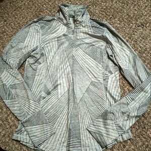 Brooks active quarter zip